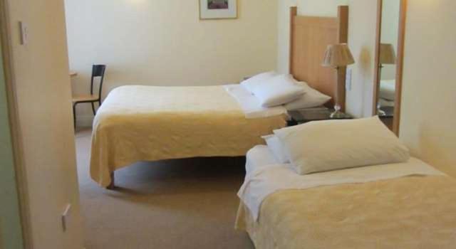 فندق كوركفي  Killarney House Western Road المظهر الخارجي الصورة