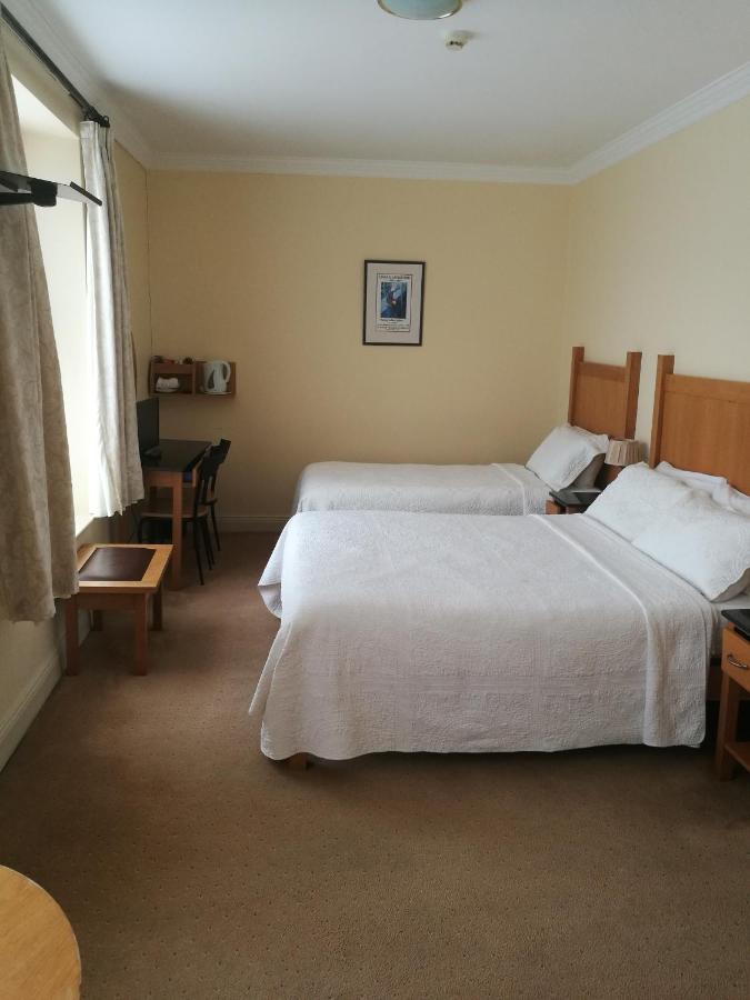 فندق كوركفي  Killarney House Western Road المظهر الخارجي الصورة