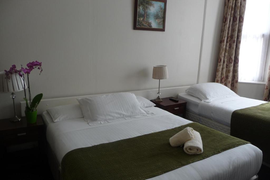 فندق كوركفي  Killarney House Western Road الغرفة الصورة