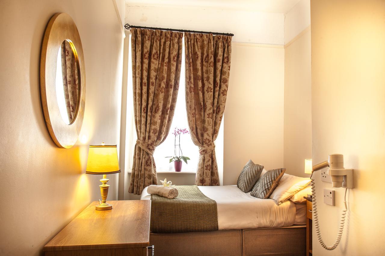 فندق كوركفي  Killarney House Western Road المظهر الخارجي الصورة